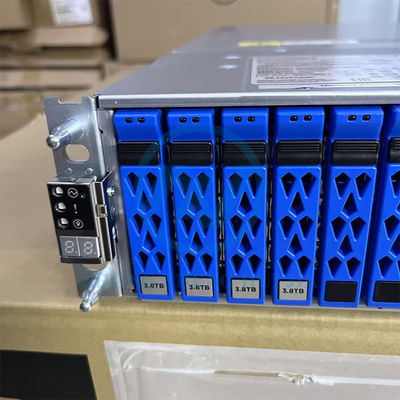 NetApp FAS2720-104-C 10 TB SAS*48 EMM 2 Proporcionar capacidad de gestión de recintos redundantes