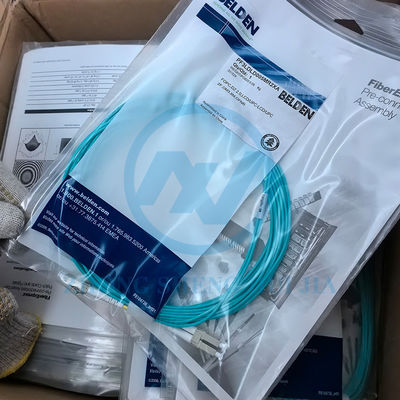 Cable de conexión directa de fibra óptica AOC SFP 10G 3M usado para una capacidad de conmutación de 10 GB