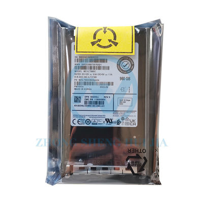 400-AUJH SC 960GB SAS 12Gb 2.5" RI SSD CUS 580W Fuente de alimentación para almacenamiento de alta capacidad