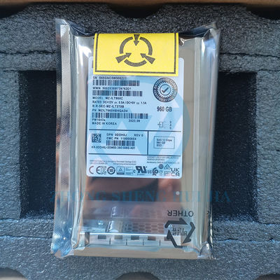 400-AUJH SC 960GB SAS 12Gb 2.5" RI SSD CUS 580W Fuente de alimentación para almacenamiento de alta capacidad